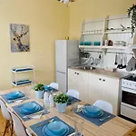 Tanin House - Three-bedroom Apartment, Sauna And Gym 10' Away From Borovets 사모코프