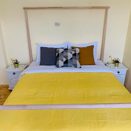 Tánin House - Three Bedrooms, Jacuzzi&sauna 10' Away From Borovets Apartamento Samokov