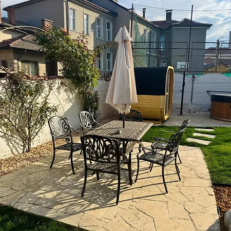 Lejlighed Tanin House - Three Bedrooms, Jacuzzi And Sauna 10' Away From Borovets